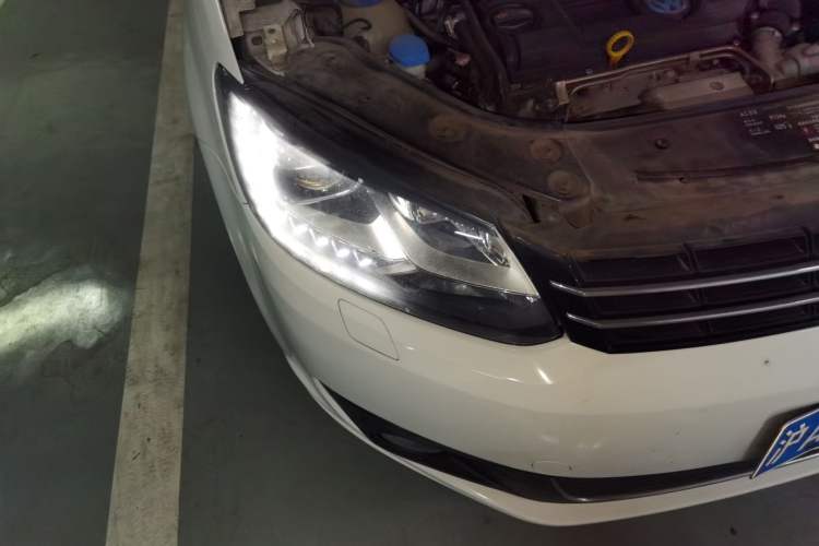 Used Volkswagen Touran 2014 1.4T DSG 30th Anniversary Edition
