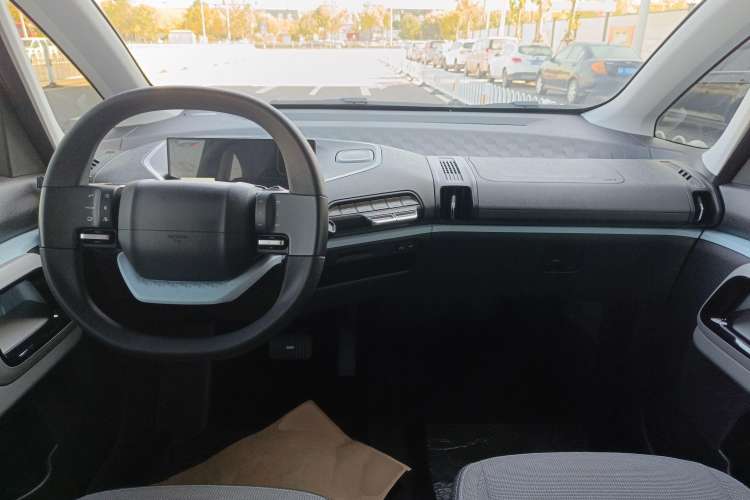 Used Baojun E300 2020 Plus Starry Intelligence Edition