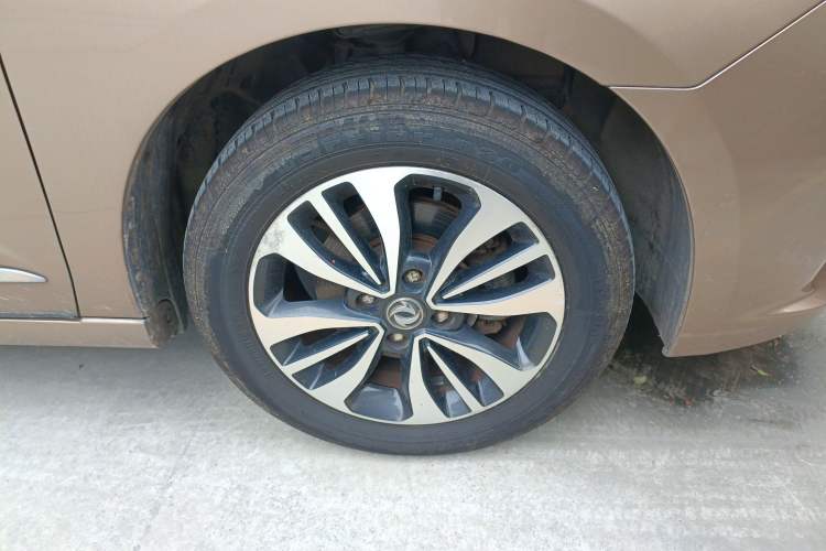 Used Dongfeng Aeolus A60 2016 1.6L Automatic Luxury Model