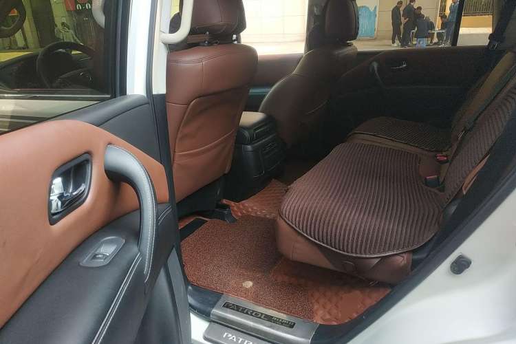 Used Nissan Patrol 2018 4.0L LinkedIn Edition Left Rear Seat