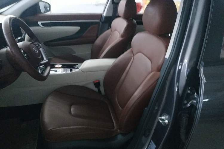 Used Hyundai Mistra 2021 1.8L CVT LUX Premium Edition
