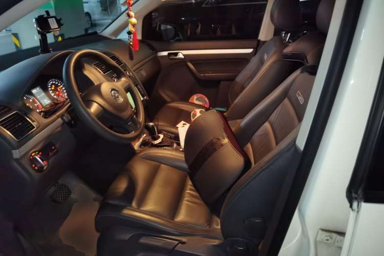 Used Volkswagen Touran 2014 1.4T DSG 30th Anniversary Edition
