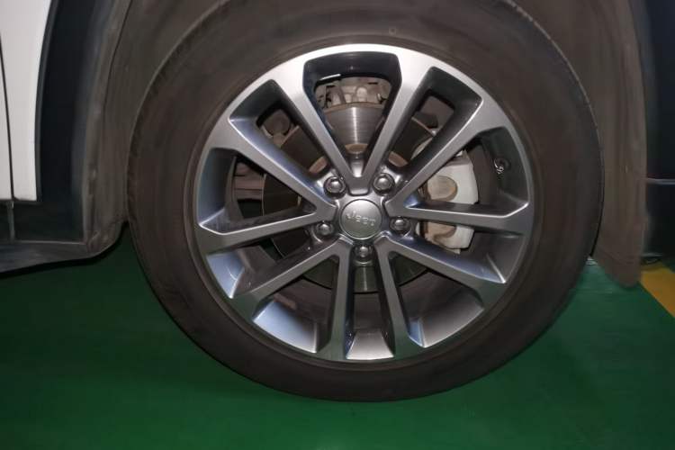 Used Jeep Grand Commander 2018 2.0T Four-Wheel Drive Premium Navigation Version China V