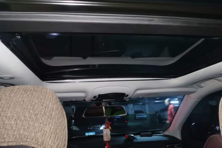 Used Jeep Grand Commander 2018 2.0T Four-Wheel Drive Premium Navigation Version China V