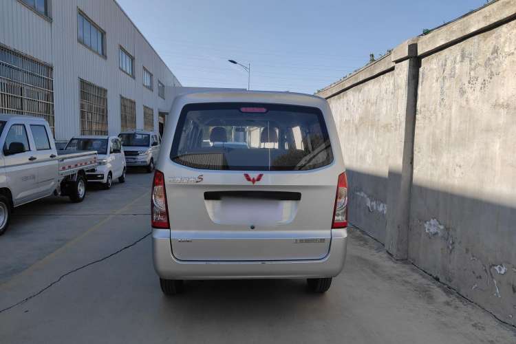 Used Wuling Rongguang S 2022 1.2L Base Version 5-Seater LSI Exterior 4