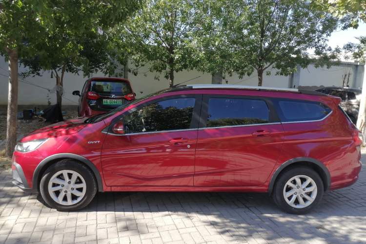 Used Baojun 310W 2018 1.5L Automatic Fashion Edition China VI