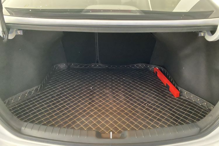 Used Hyundai Elantra (6th Generation / Lingdong) 2019 1.4T Dual-Clutch Xuan Dong · Dynamic Model Trunk