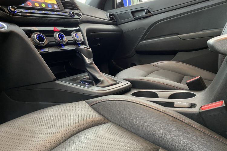 Used Hyundai Elantra (6th Generation / Lingdong) 2019 1.4T Dual-Clutch Xuan Dong · Dynamic Model Driver Seat