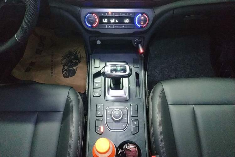 Used Haval H6 Coupe 2020 Smart Connect Version 1.5T Automatic Two-Wheel Drive Elite Model
