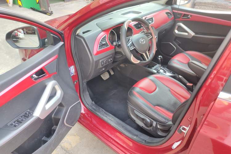 Used JAC Refine S2 2015 1.5L CVT Luxury Smart Version
