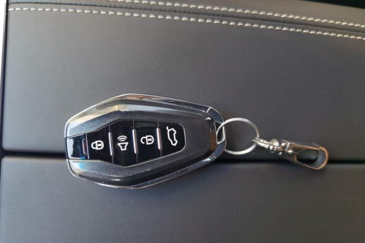 Used JETOUR X95 2020 1.6T DCT Exploration Pro Edition 6-seater
