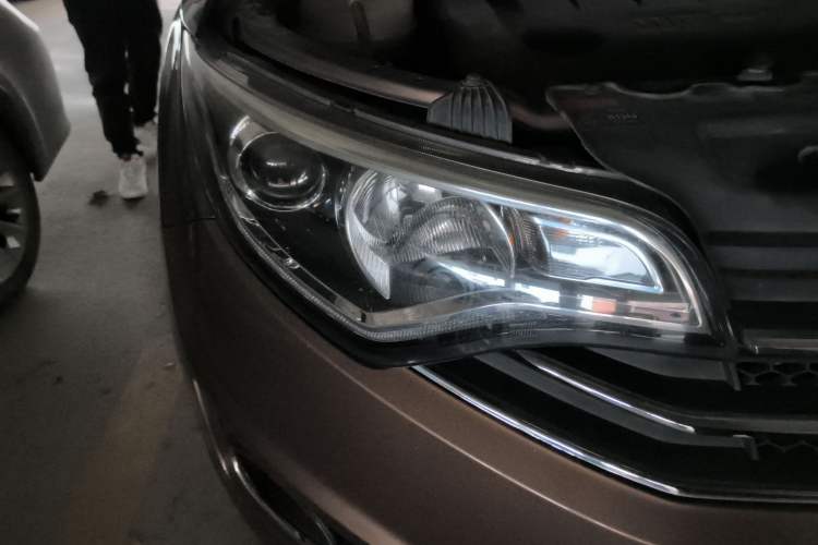 Used FAW Senya R7 2016 1.6L Manual Luxury Model