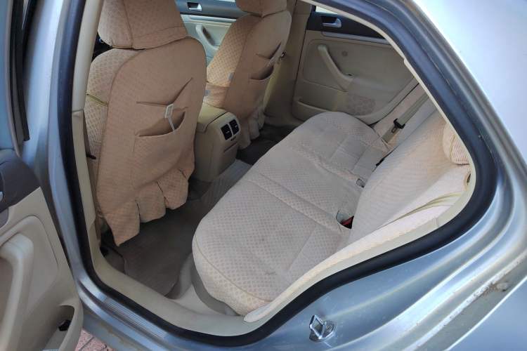 Used Volkswagen Sagitar 2010 1.4 TSI Automatic Tech Edition

