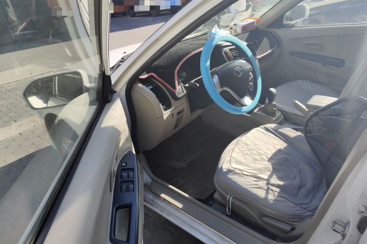 Used Soueast V3 Lingyue 2015 1.5L Manual Happiness Edition