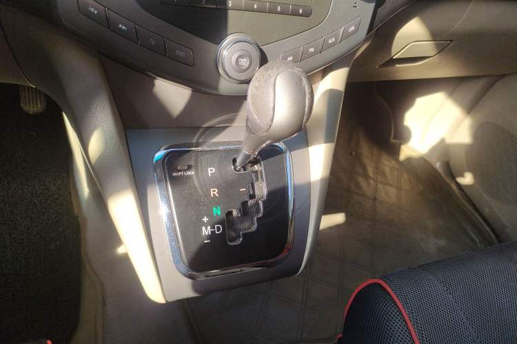 Used BYD S6 2011 2.4L Automatic Luxury Edition