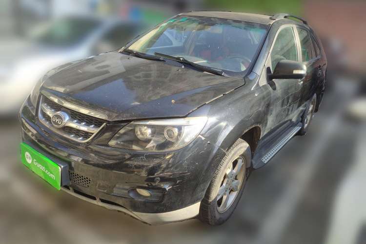 Used BYD S6 2011 2.4L Automatic Luxury Edition