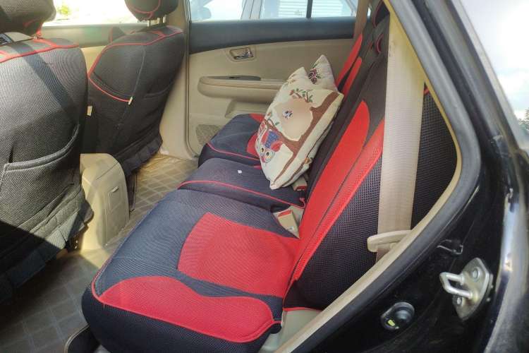 Used BYD S6 2011 2.4L Automatic Luxury Edition