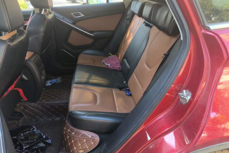 Used JMC Yusheng S330 2016 1.5L GTDi Automatic Two-Wheel Drive Prestige Edition
