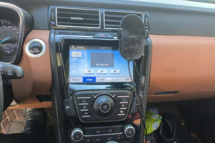 Used JMC Yusheng S330 2016 1.5L GTDi Automatic Two-Wheel Drive Prestige Edition
