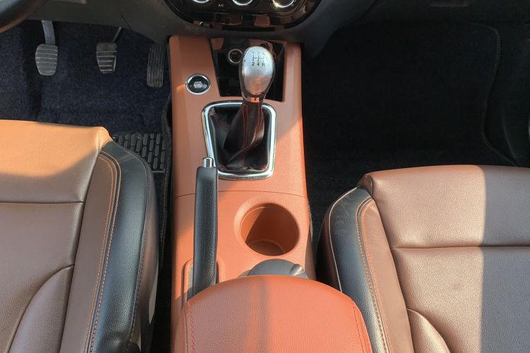 Used FORTHING Joyear X5 2015 1.8T Manual Luxury Model
