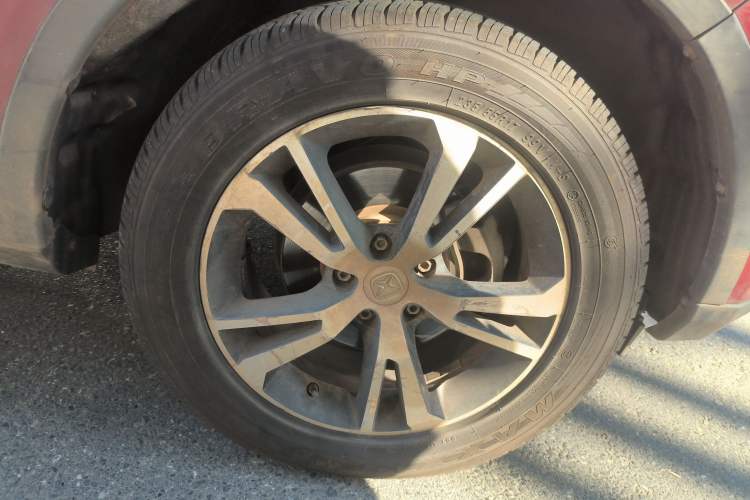 Used JMC Yusheng S330 2016 1.5L GTDi Automatic Two-Wheel Drive Prestige Edition
