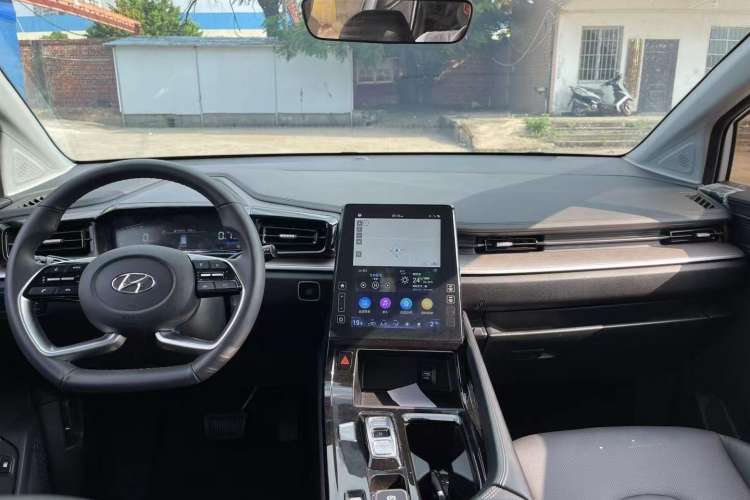 Used Hyundai Custo 2021 270TGDi Prestige LUX
