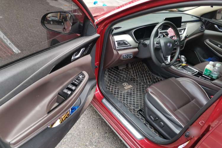 Used CHANGAN Raeton CC 2018 1.5T Automatic Zunya Model China V Standard
