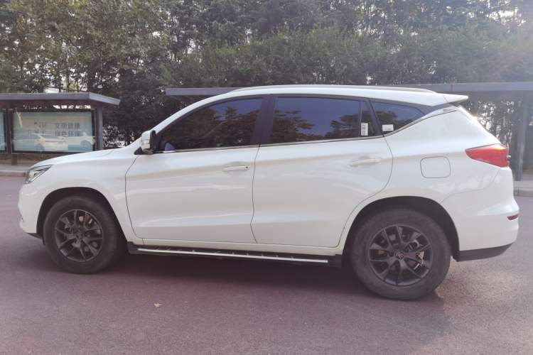Used BYD Song 2019 1.5TI Automatic Smart Connect Luxurious Edition