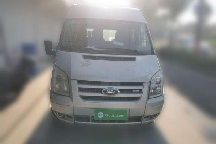 Used Ford Transit Custom 2009 2.4T Diesel Standard Version Short Wheelbase Mid-Roof China Stage III
