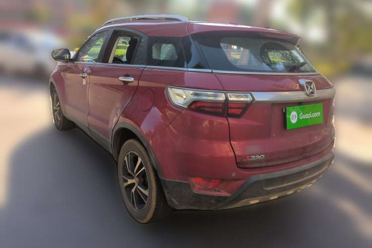 Used JMC Yusheng S330 2016 1.5L GTDi Automatic Two-Wheel Drive Prestige Edition
