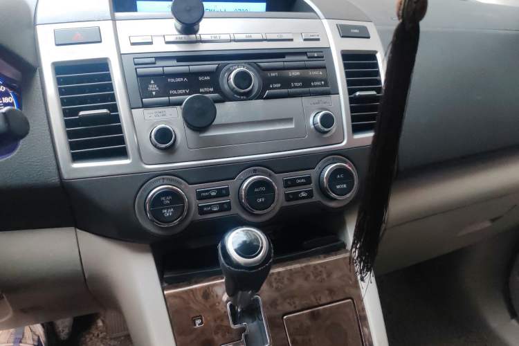 Used Mazda 8 2013 2.5L Ultimate Edition Audio And AC Panel