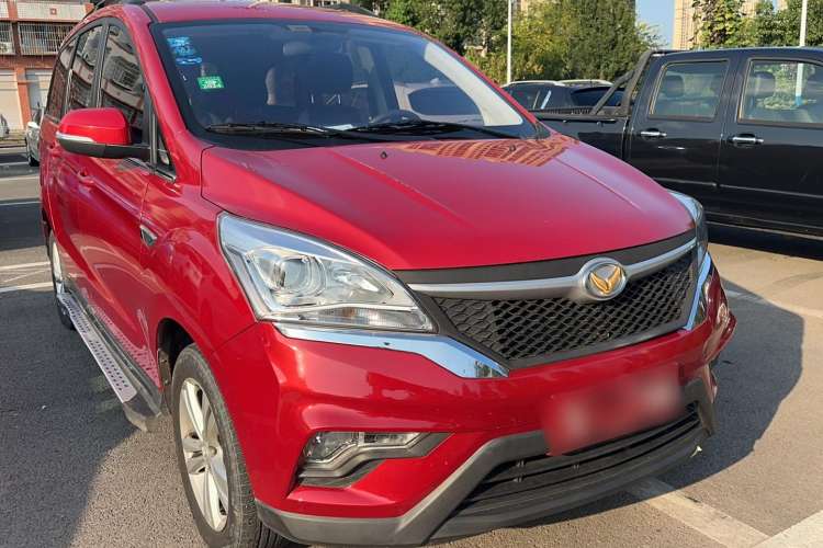 Used HYOSOW H3 2015 1.5L manual luxury version