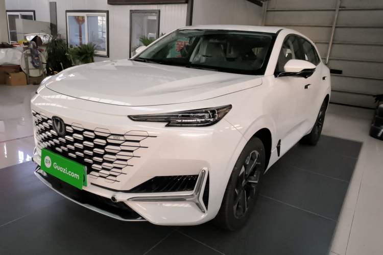 Used Changan UNI-K iDD 2023 Zhidian iDD 1.5T 135km Smart & Fun Model