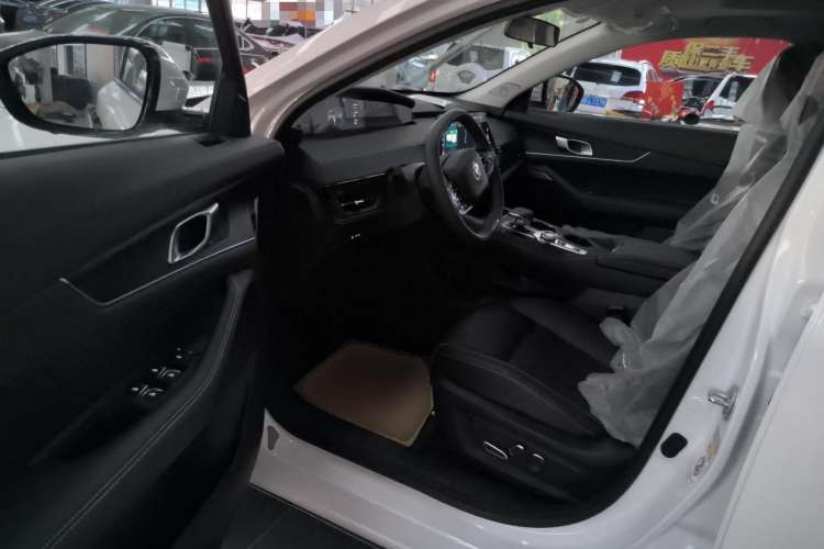 Used Changan UNI-K iDD 2023 Zhidian iDD 1.5T 135km Smart & Fun Model