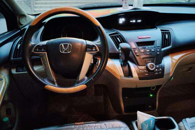 Used Honda Odyssey 2011 Jingxiu 2.4L Luxury Edition
