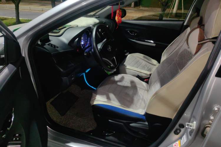 Used Toyota YARiS L Zhi Xiang 2017 1.5G CVT Xuan Dong Skyroof Edition
