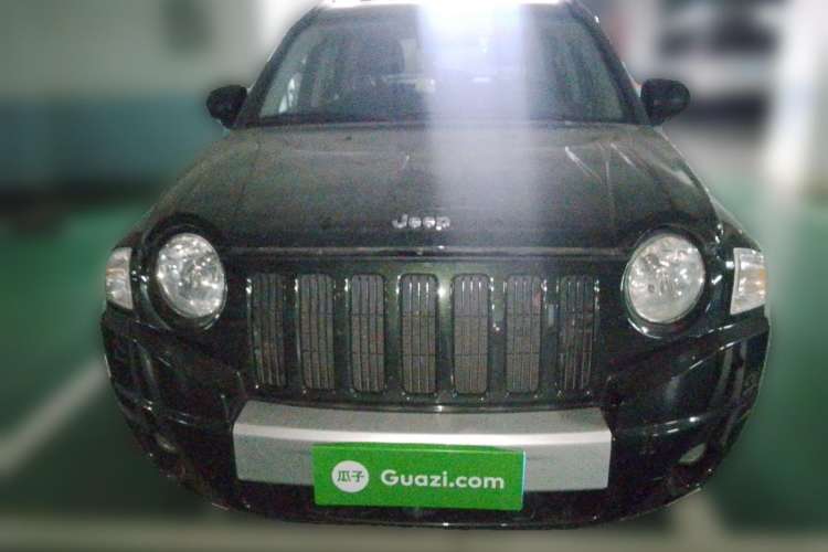 Used Jeep Compass 2010 2.4L four-wheel drive sport version
