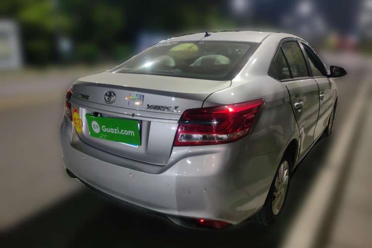 Used Toyota YARiS L Zhi Xiang 2017 1.5G CVT Xuan Dong Skyroof Edition
