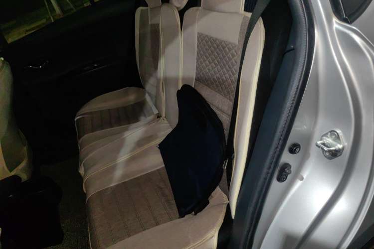 Used Toyota YARiS L Zhi Xiang 2017 1.5G CVT Xuan Dong Skyroof Edition
