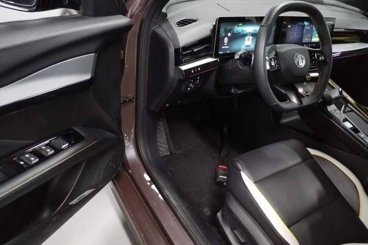 Used MG 5 Scorpio 2022 1.5T Trophy Sport Flagship Edition
