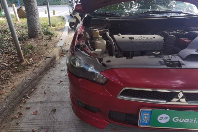 Used Mitsubishi Lancer EX 2010 Chasing Edition 1.8L Manual Luxury Model
