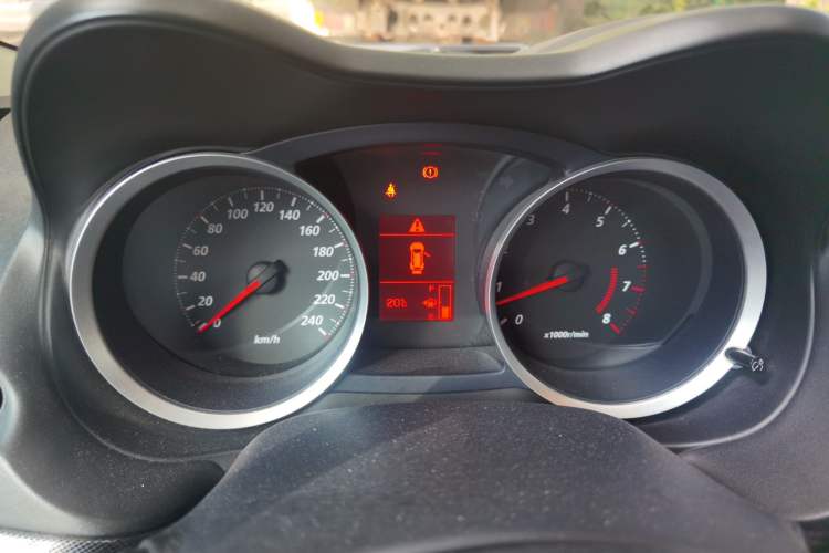 Used Mitsubishi Lancer EX 2010 Chasing Edition 1.8L Manual Luxury Model
