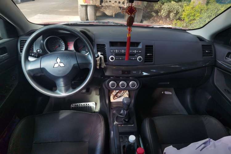 Used Mitsubishi Lancer EX 2010 Chasing Edition 1.8L Manual Luxury Model
