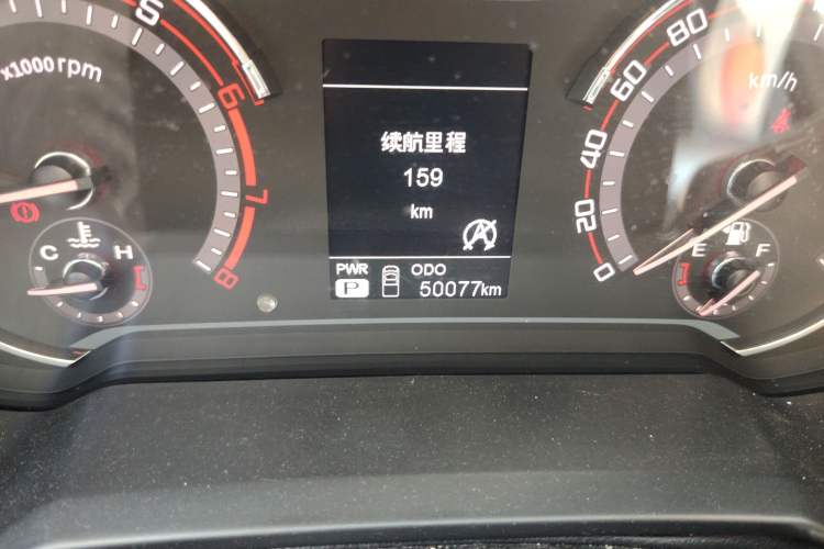 Used SAIC MAXUS T60 2017 2.0T Gasoline Automatic Two-Wheel Drive High-Ride Elite Standard Cabin