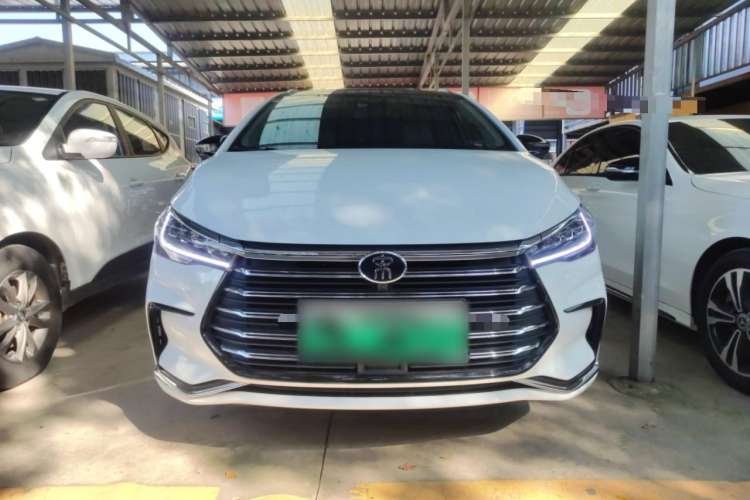 Used BYD Song MAX New Energy 2022 DM-i 105KM Flagship Model Front