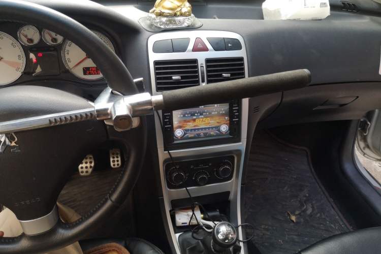 Used Peugeot 307 2012 1.6L Manual CROSS
