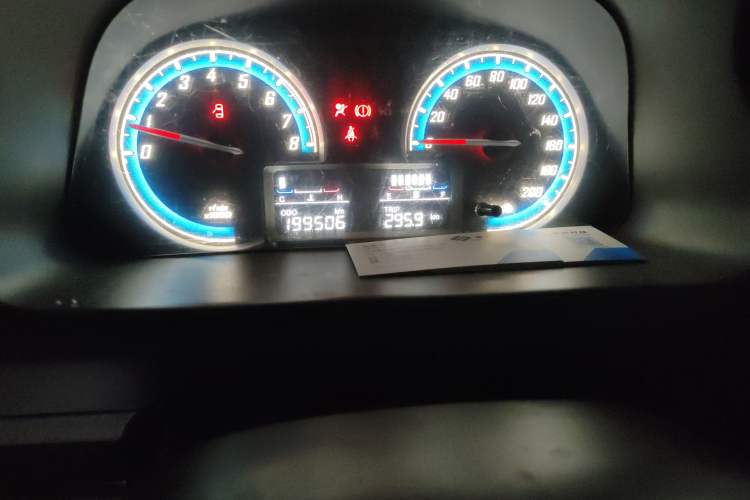 Used Baojun 730 2014 1.5L manual Comfort version 7 seats
