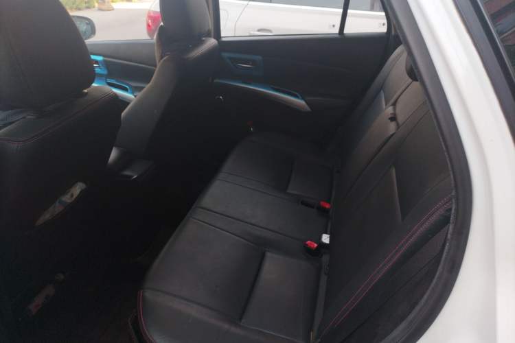 Used Suzuki S-Cross 2015 1.4T Automatic 4x4 Prestige Model
