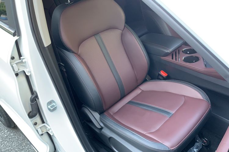 Used SOL X8 PLUS 2023 1.5 TGDI DCT Smart Edition 7-Seater