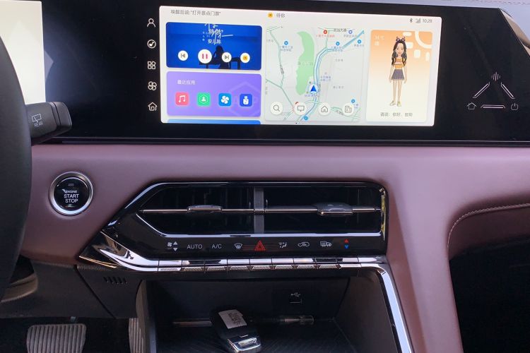 Used SOL X8 PLUS 2023 1.5 TGDI DCT Smart Edition 7-Seater